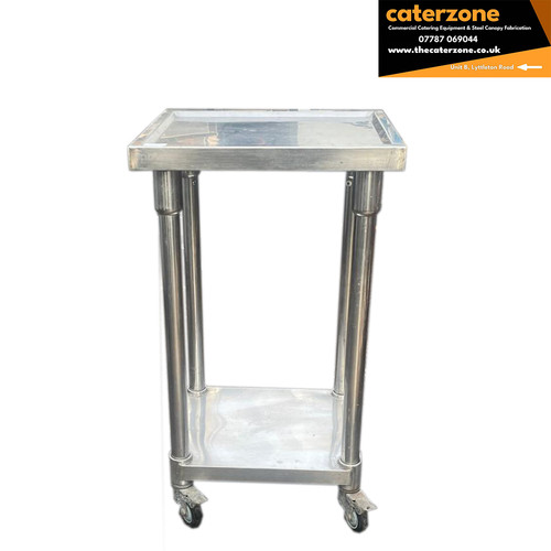 Stainless steel landing table - stainless,